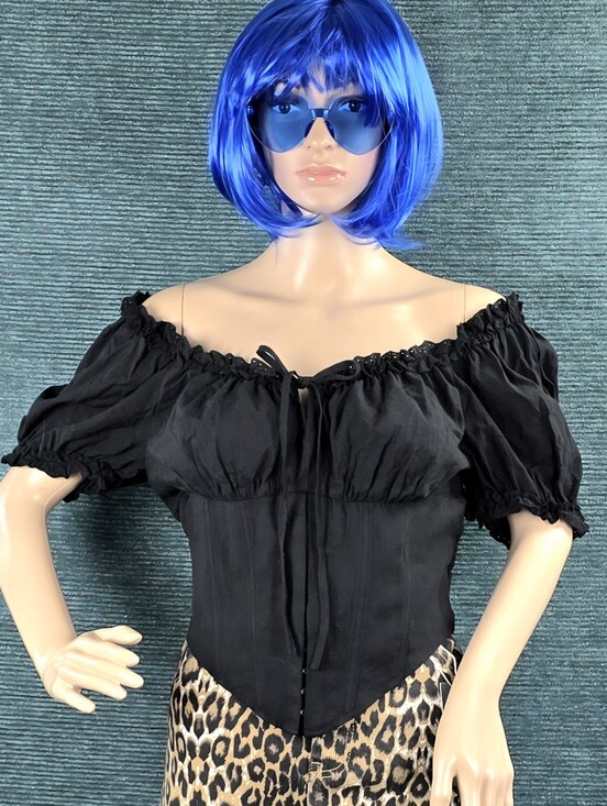 Scarlet Darkness Tops - Scarlet Darkness Renaissance Peasant Top, Black NWT